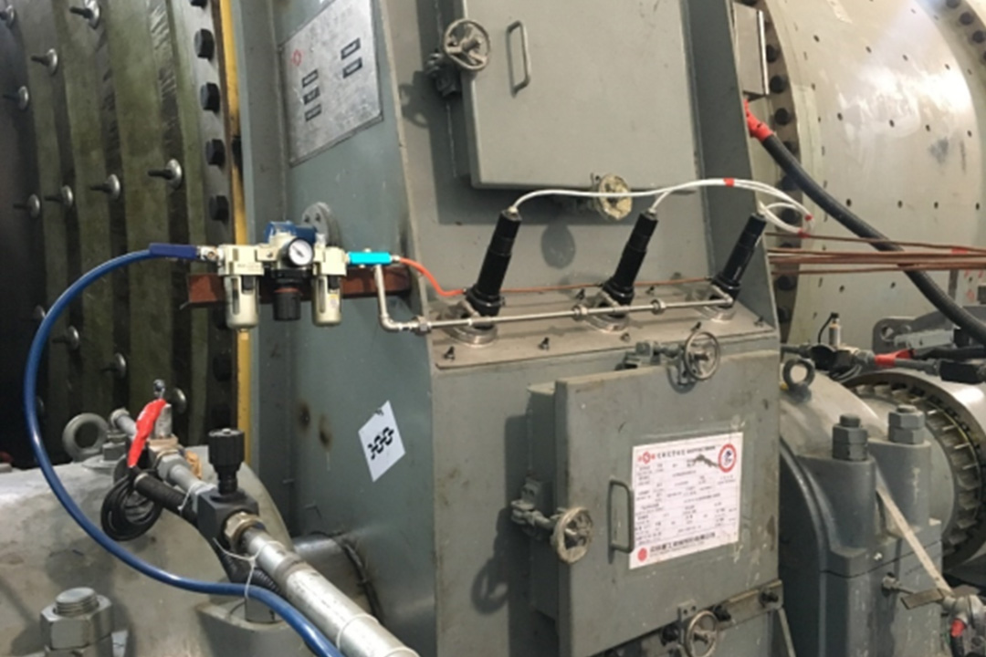 礦物磨(mo)機開式齒輪不(bu)對中檢測及調(diao)整方法研究