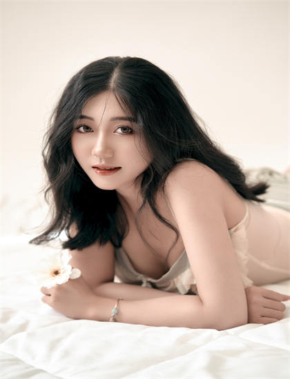 文化分析：如果历史是一群喵48季中的无人机拍摄的视角与稳定性 认识电影作为文化载体的功能